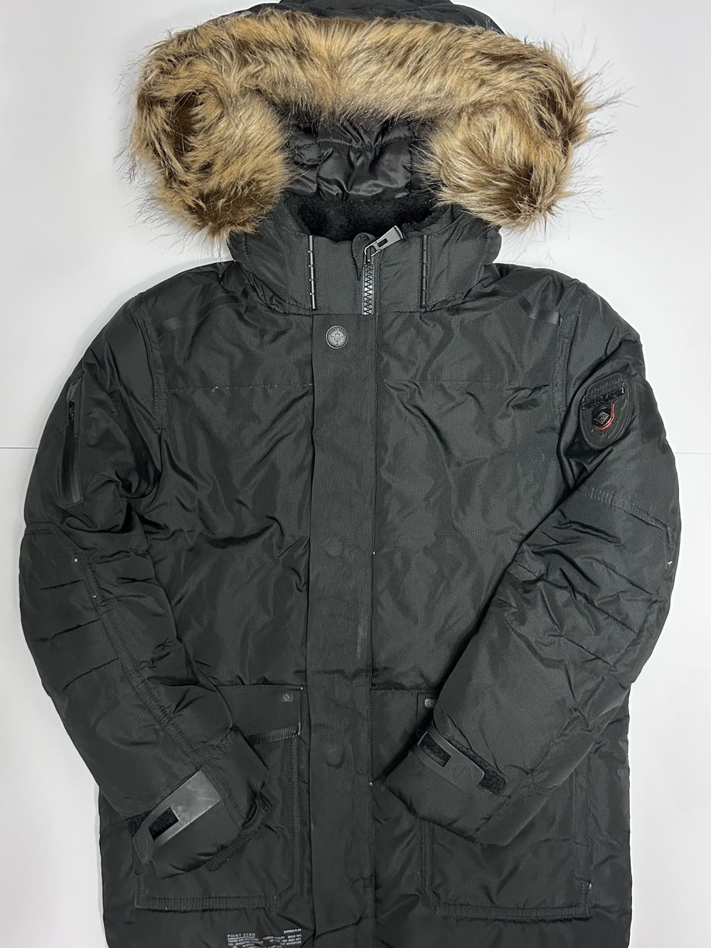 Point Zero Black Insulated Parka with Hood Trim Youth Medium New without tag